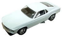Scalextric C2450 1970 Boss 302 Mustang Plain White