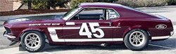 Scalextric C3424  Ford Boss 302 Mustang Reventlow Pettey Racing #45