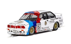 PREORDER Scalextric C4040 BMW E30 M3, DTM 1989 CHAMPION