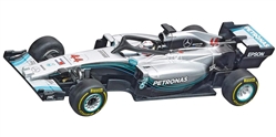 Carrera CAR64128 1/43 GO!!! RTR - Mercedes-AMG F1 W09 EQ Power+ "L. Hamilton, No.44"