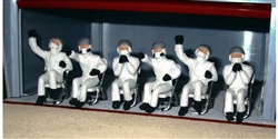 Slot Track Scenics FIG09 Set of 3 UNPAINTED Seated Pit Crew & 3 Chairs